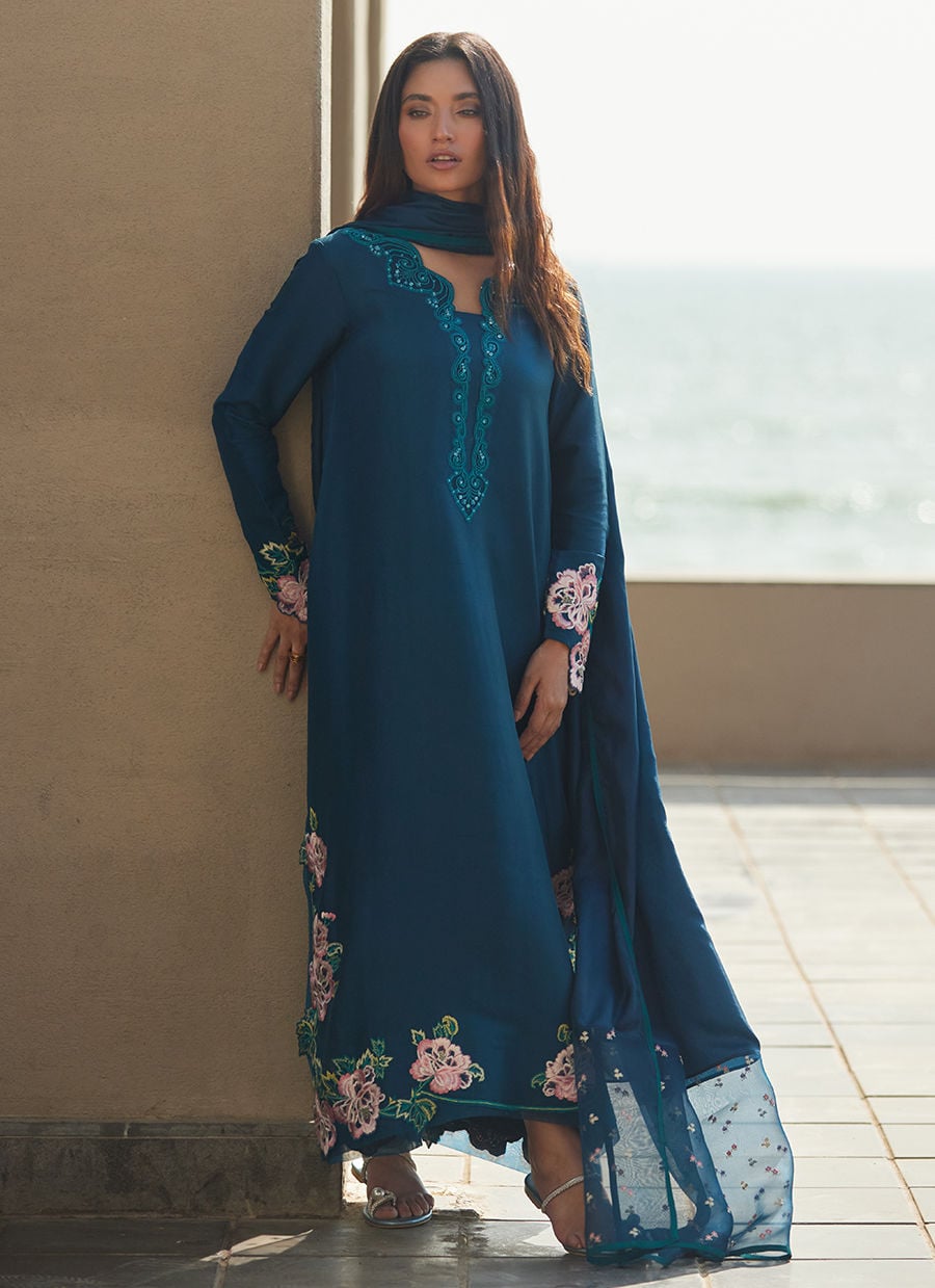 Farah Talib Aziz | Laani The Kaftan Edit | Terra Teal