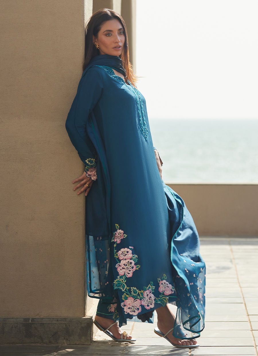 Farah Talib Aziz | Laani The Kaftan Edit | Terra Teal, image 5