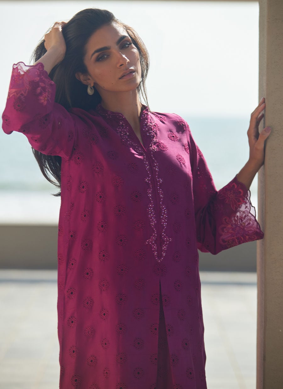 Farah Talib Aziz | Laani The Kaftan Edit | Marbella Magenta Silk, image 3