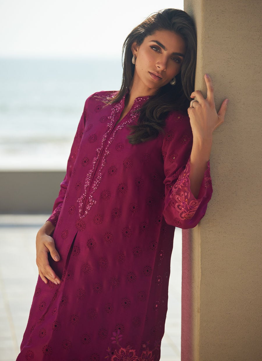 Farah Talib Aziz | Laani The Kaftan Edit | Marbella Magenta Silk-5