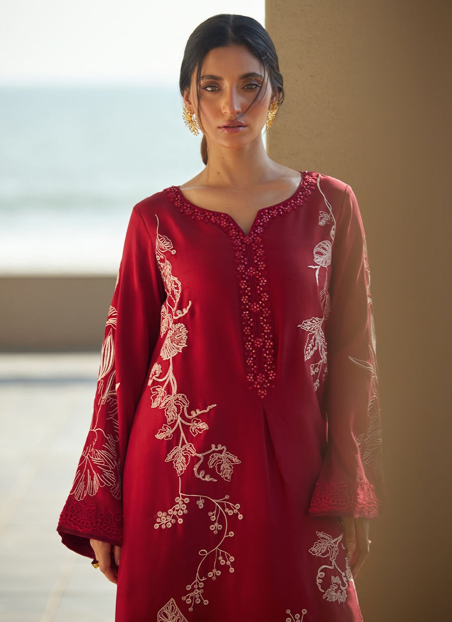 Farah Talib Aziz | Laani The Kaftan Edit | Siren Scarlett Silk, image 4