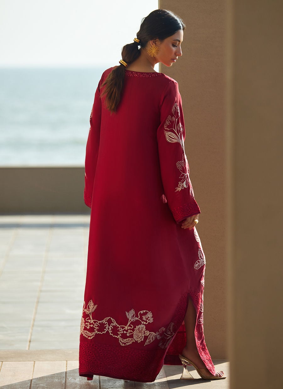 Farah Talib Aziz | Laani The Kaftan Edit | Siren Scarlett Silk-2