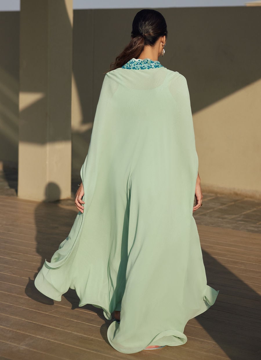 Farah Talib Aziz | Laani The Kaftan Edit | Nika Iceblue Chiffon