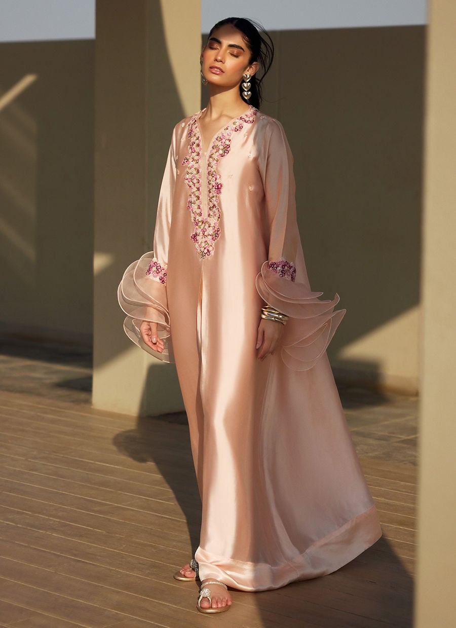 Farah Talib Aziz | Laani The Kaftan Edit | Mariposa Blush-5