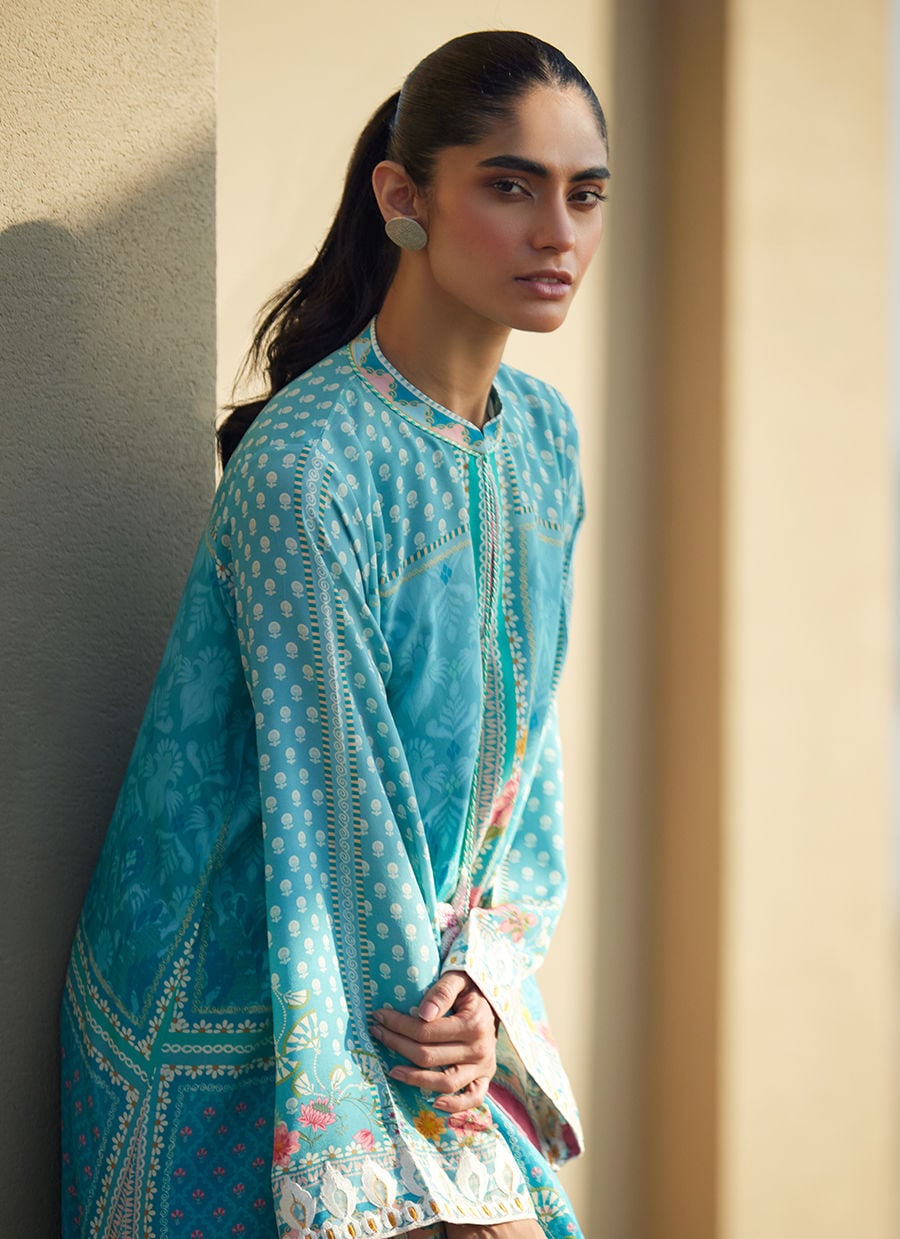 Farah Talib Aziz | Laani The Kaftan Edit | Amaris Sky-Blue Crepe, image 3