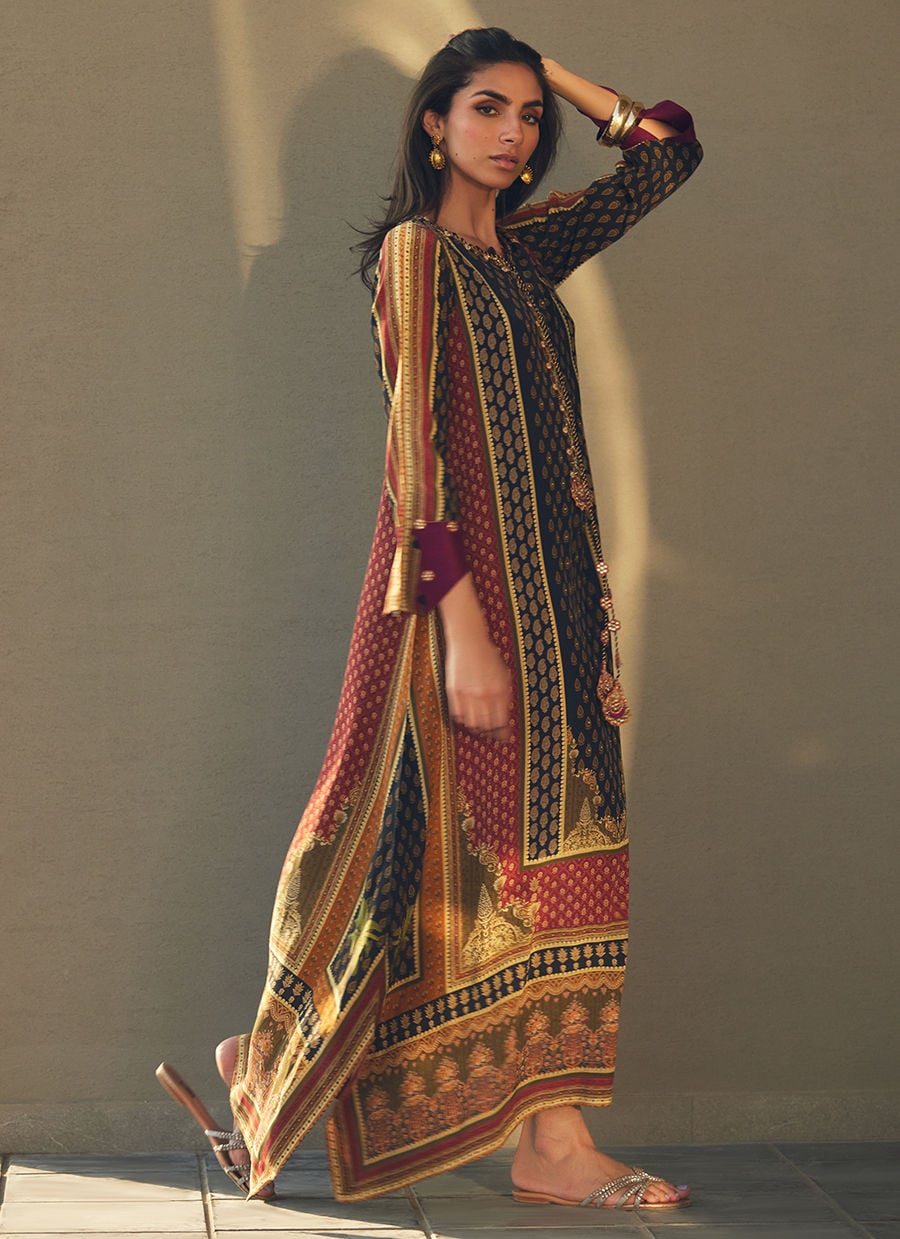 Farah Talib Aziz | Laani The Kaftan Edit | Ophelia Onyx Crepe, image 5