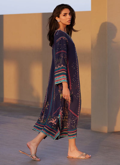 Farah Talib Aziz | Laani The Kaftan Edit | Zahara Midnight Crepe