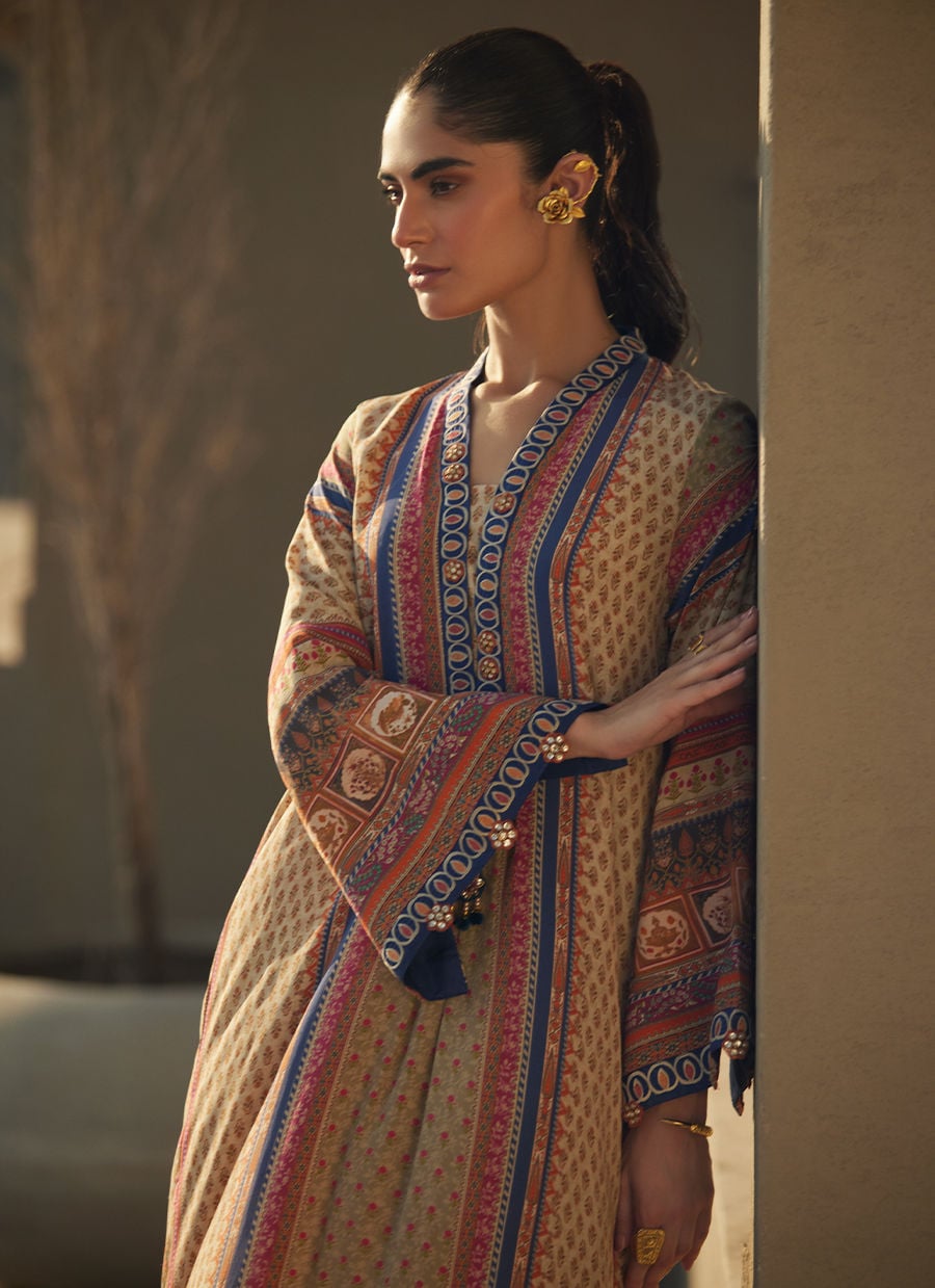 Farah Talib Aziz | Laani The Kaftan Edit | Sora Sand Crepe, image 5