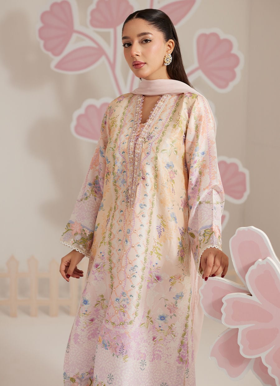 Farah Talib Aziz | Frou Frou Ramadan Edit | Annelise-3