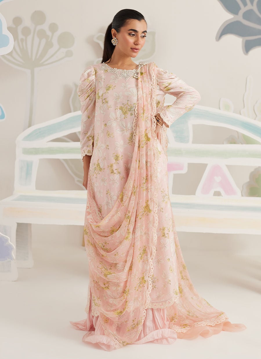 Farah Talib Aziz | Frou Frou Ramadan Edit | Viona-7