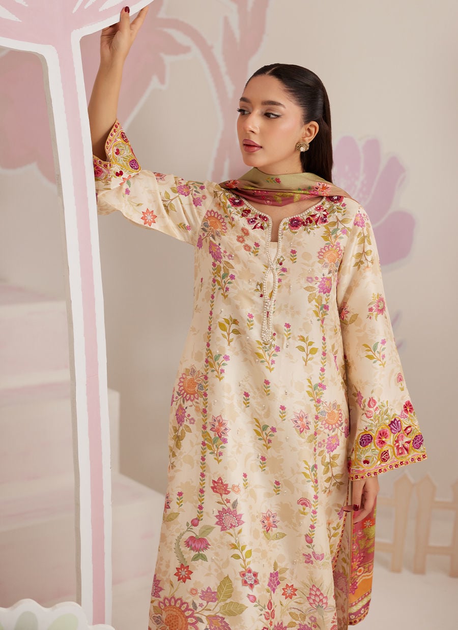 Farah Talib Aziz | Frou Frou Ramadan Edit | Soreya-4