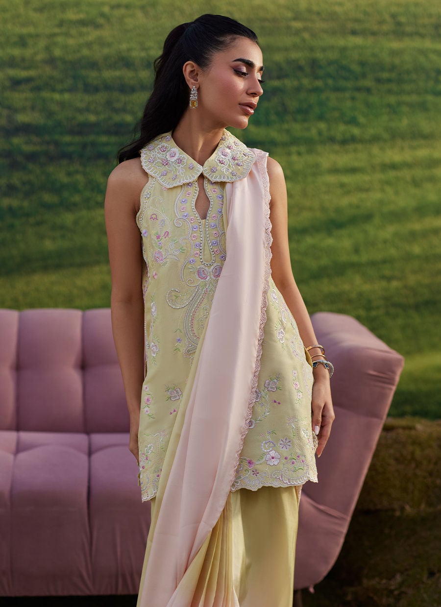 Farah Talib Aziz | Luna Eid 26 | Esma Sari, image 3