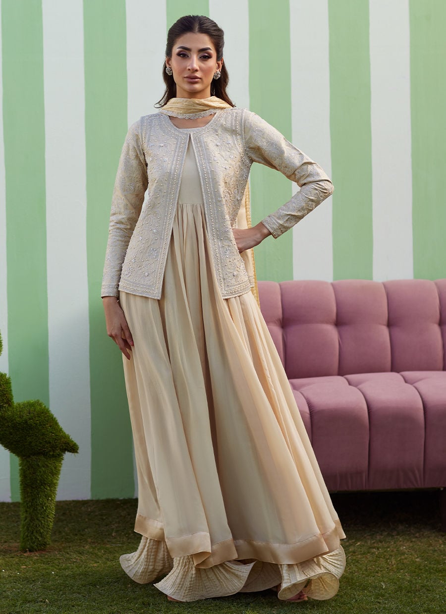 Farah Talib Aziz | Luna Eid 26 | Luma Kalidaar With Dupatta And Pants-1