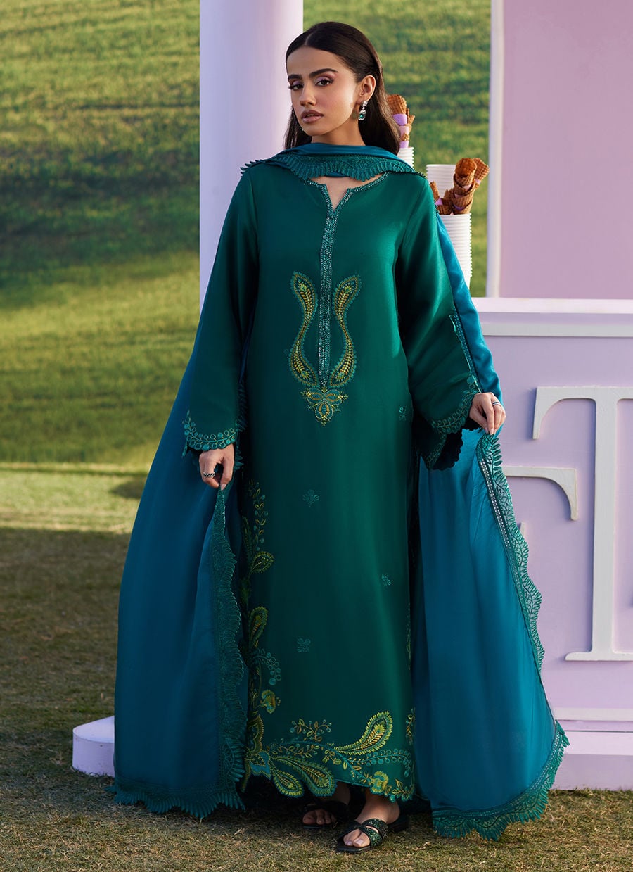 Farah Talib Aziz | Luna Eid 26 | Zayra Shirt And Dupatta-1