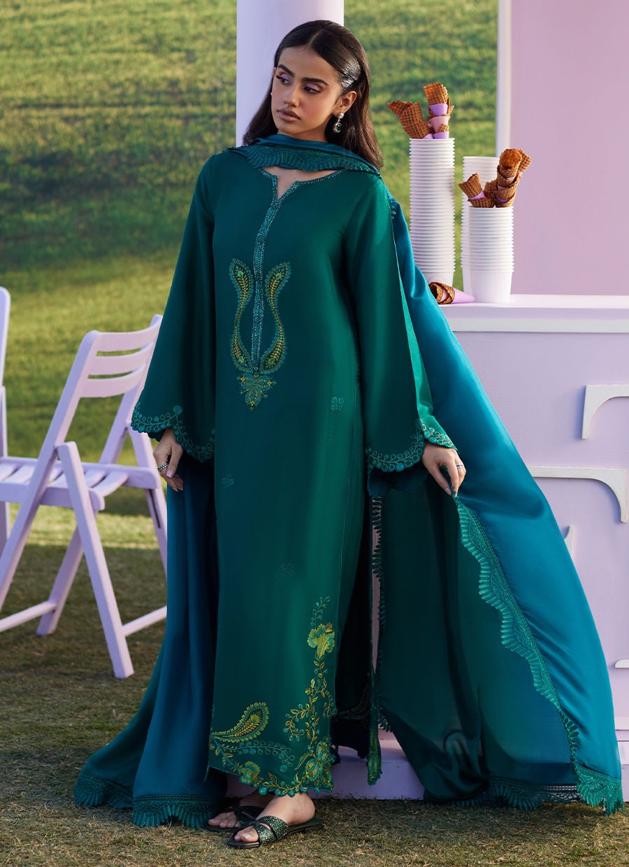 Farah Talib Aziz | Luna Eid 26 | Zayra Shirt And Dupatta, image 5