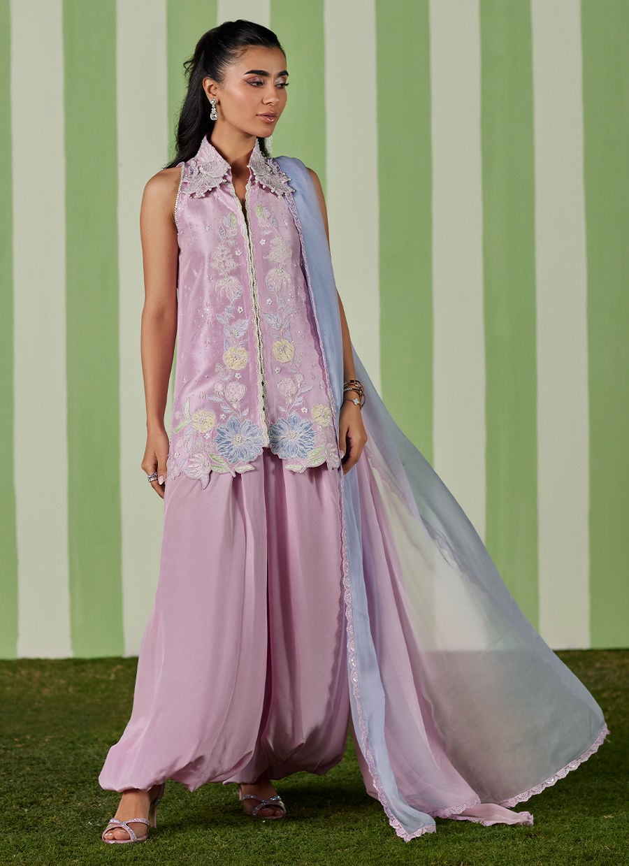 Farah Talib Aziz | Luna Eid 26 | Deeba Jacket with Dupatta-4