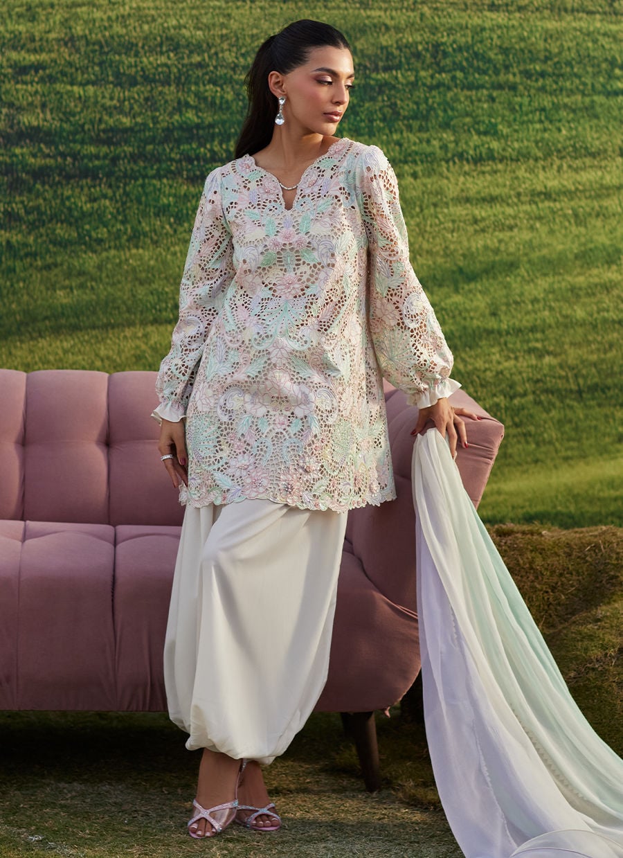 Farah Talib Aziz | Luna Eid 26 | Lyla Mist, image 4