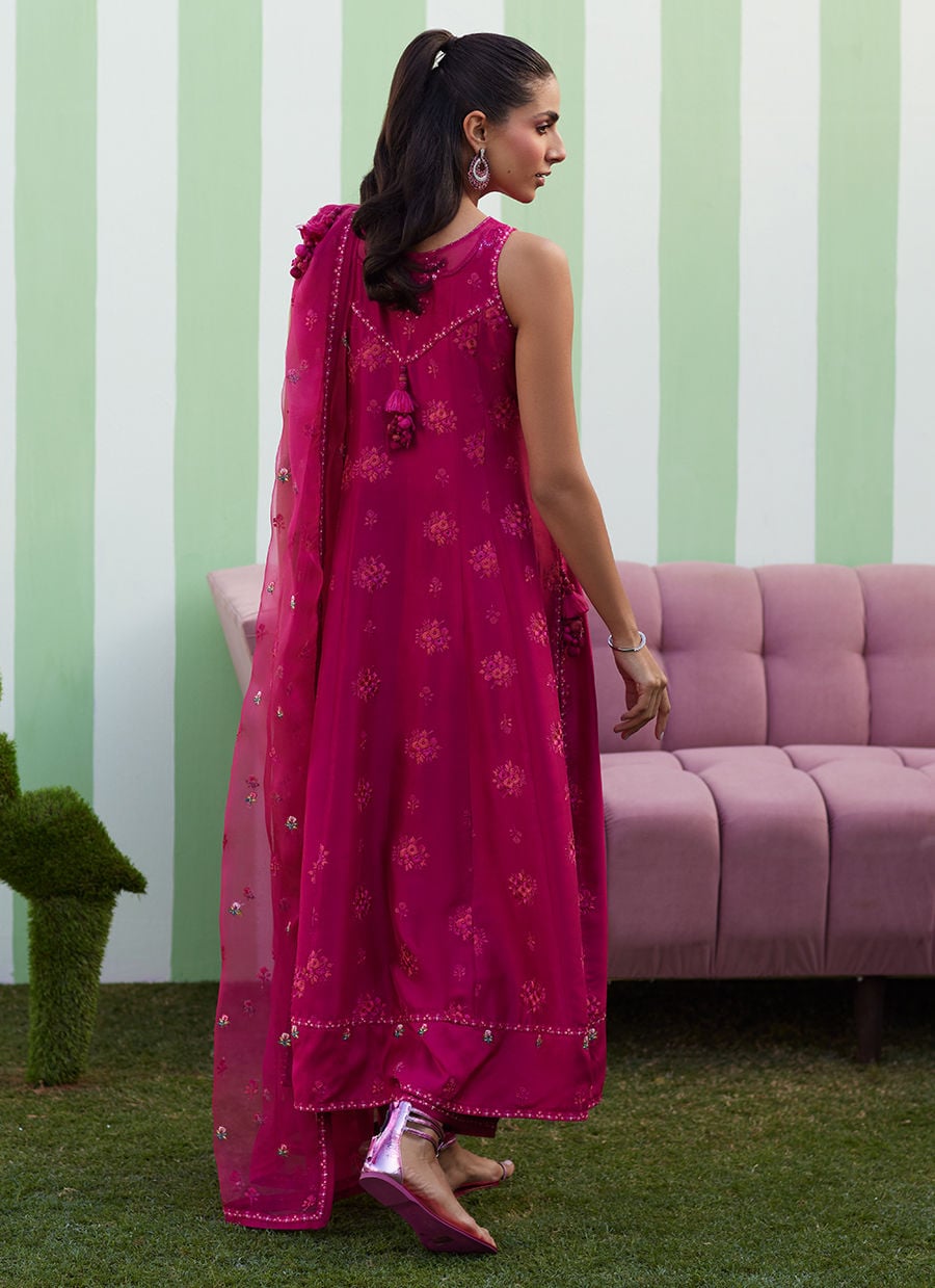 Farah Talib Aziz | Luna Eid 26 | Ayana Shirt And Dupatta