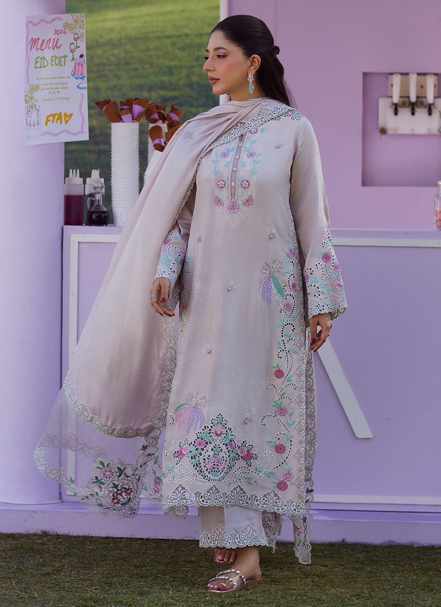 Farah Talib Aziz | Luna Eid 26 | Ailsa Shirt And Dupatta