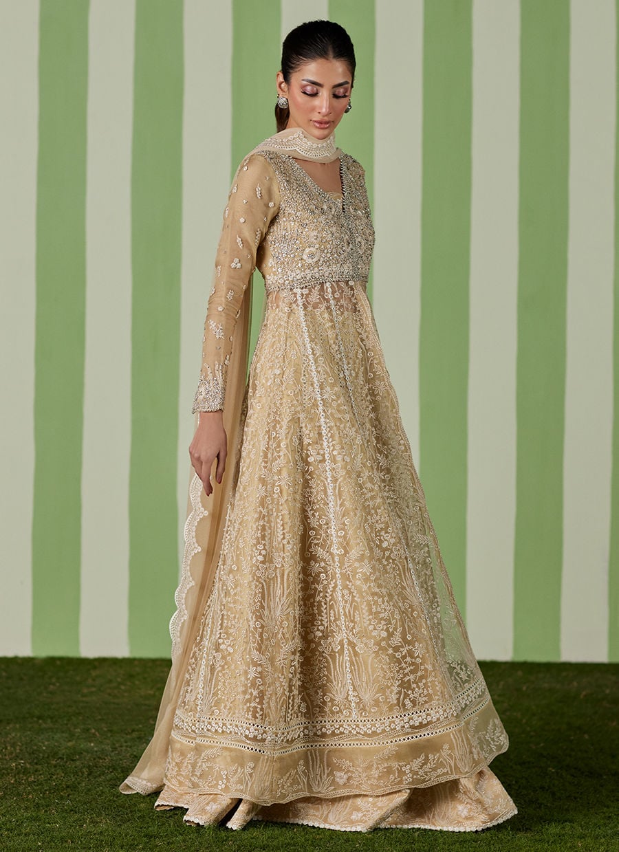 Farah Talib Aziz | Luna Eid 26 | Ayra Kalidaar With Dupatta-5