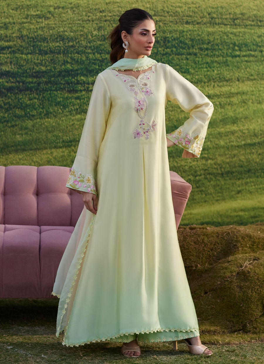 Farah Talib Aziz | Luna Eid 26 | Xeina Shirt And Dupatta, image 4