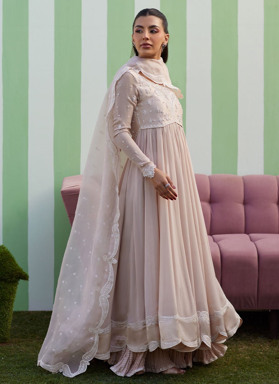 Farah Talib Aziz | Luna Eid 26 | Keshi Kalidaar With Dupatta, image 4