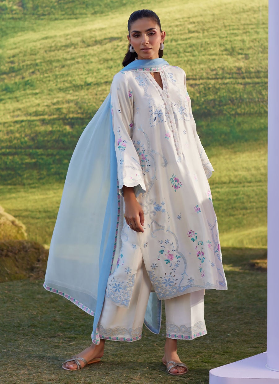 Farah Talib Aziz | Luna Eid 26 | Elya Shirt And Dupatta