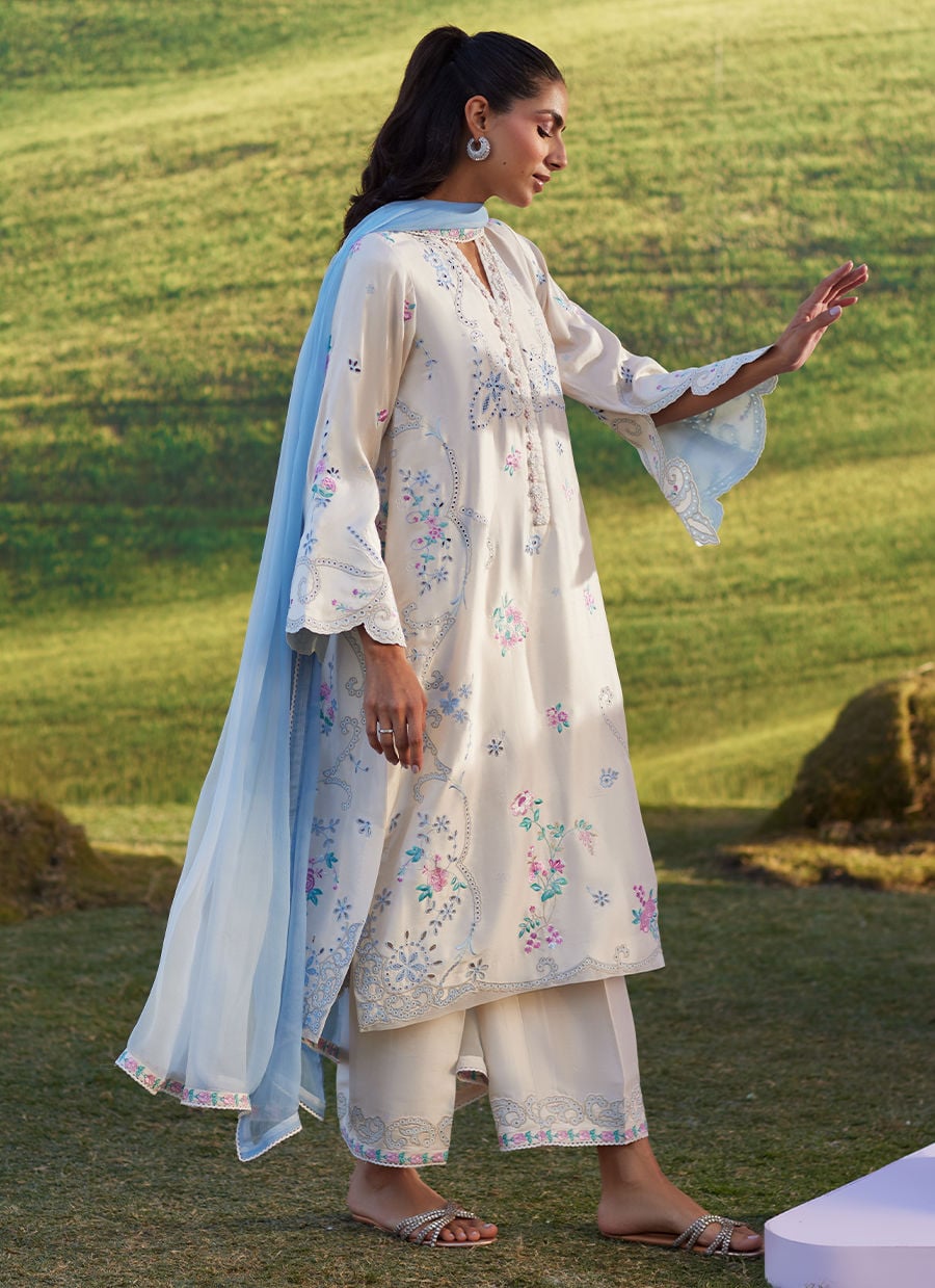 Farah Talib Aziz | Luna Eid 26 | Elya Shirt And Dupatta-5