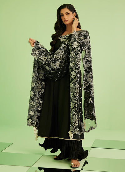 Farah Talib Aziz | Veya A Draped Capsule | Noir Élan Kalidaar