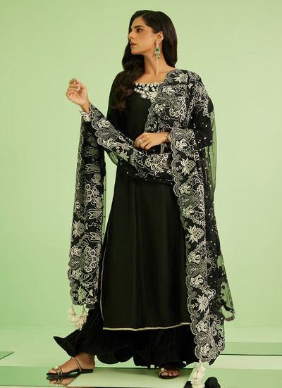 Farah Talib Aziz | Veya A Draped Capsule | Noir Élan Kalidaar
