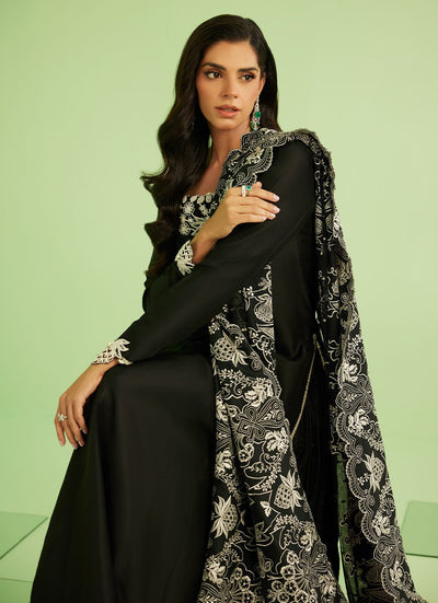 Farah Talib Aziz | Veya A Draped Capsule | Noir Élan Kalidaar