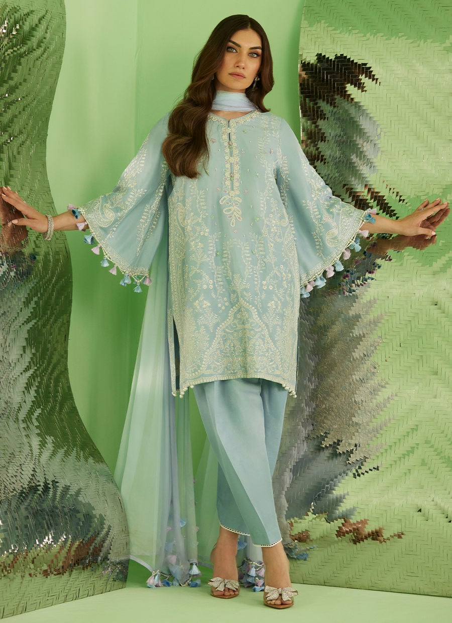 Farah Talib Aziz | Veya A Draped Capsule | Serra, image 4