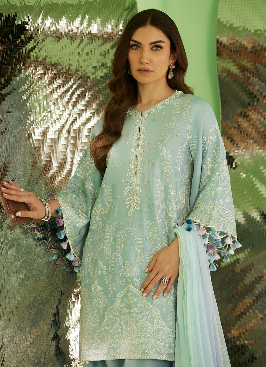 Farah Talib Aziz | Veya A Draped Capsule | Serra, image 3