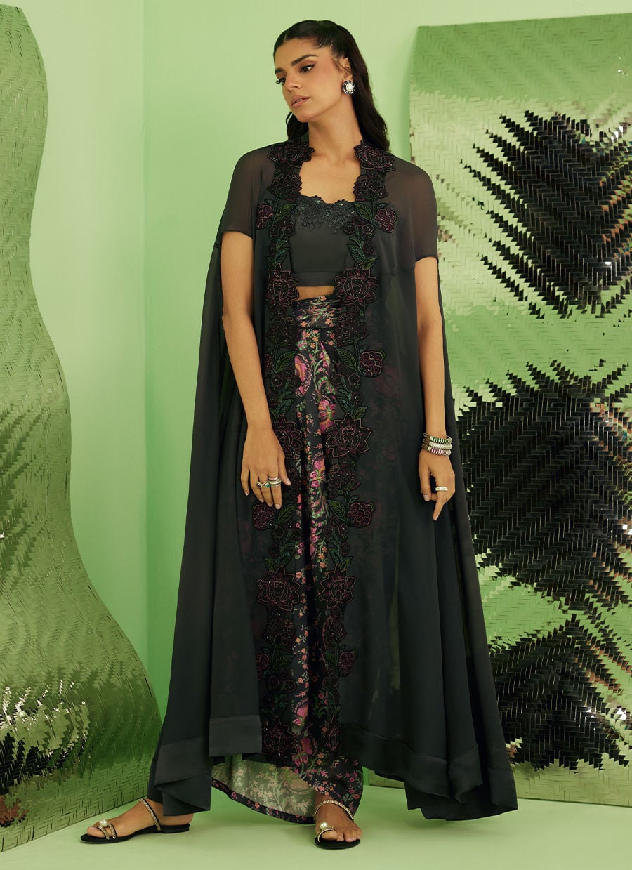 Farah Talib Aziz | Veya A Draped Capsule | Azalea-6