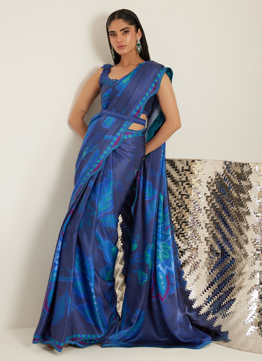 Farah Talib Aziz | Veya A Draped Capsule | Emmie Saree, image 4