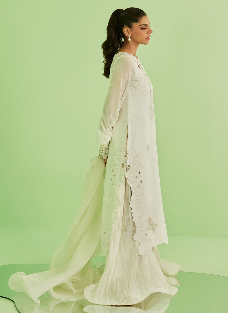 Farah Talib Aziz | Veya A Draped Capsule | Briar-6