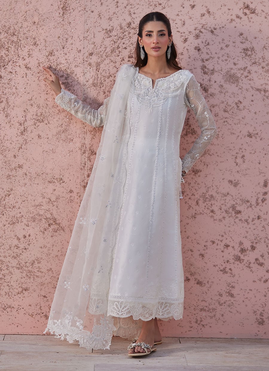 Farah Talib Aziz | Tara Luxe Eid 26 | Galina, image 2