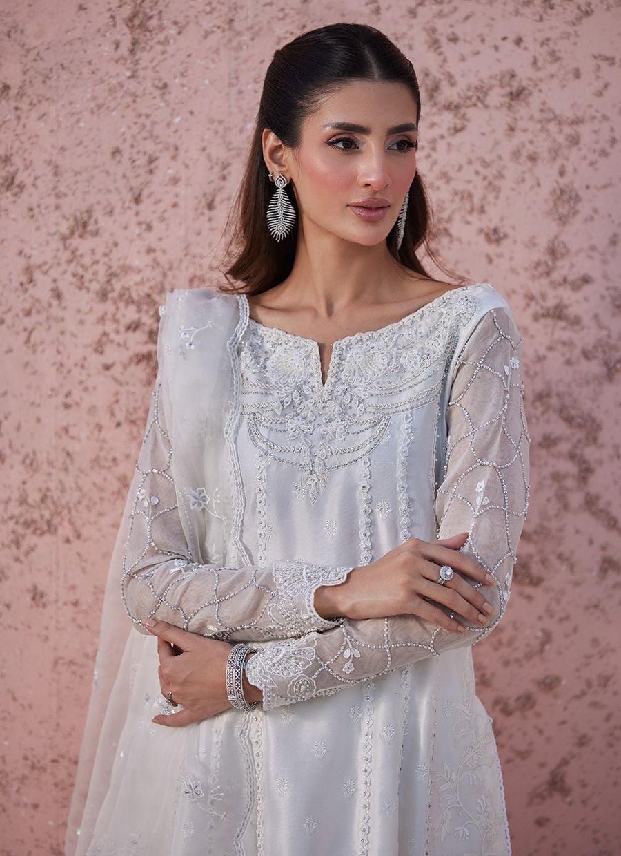 Farah Talib Aziz | Tara Luxe Eid 26 | Galina, image 3