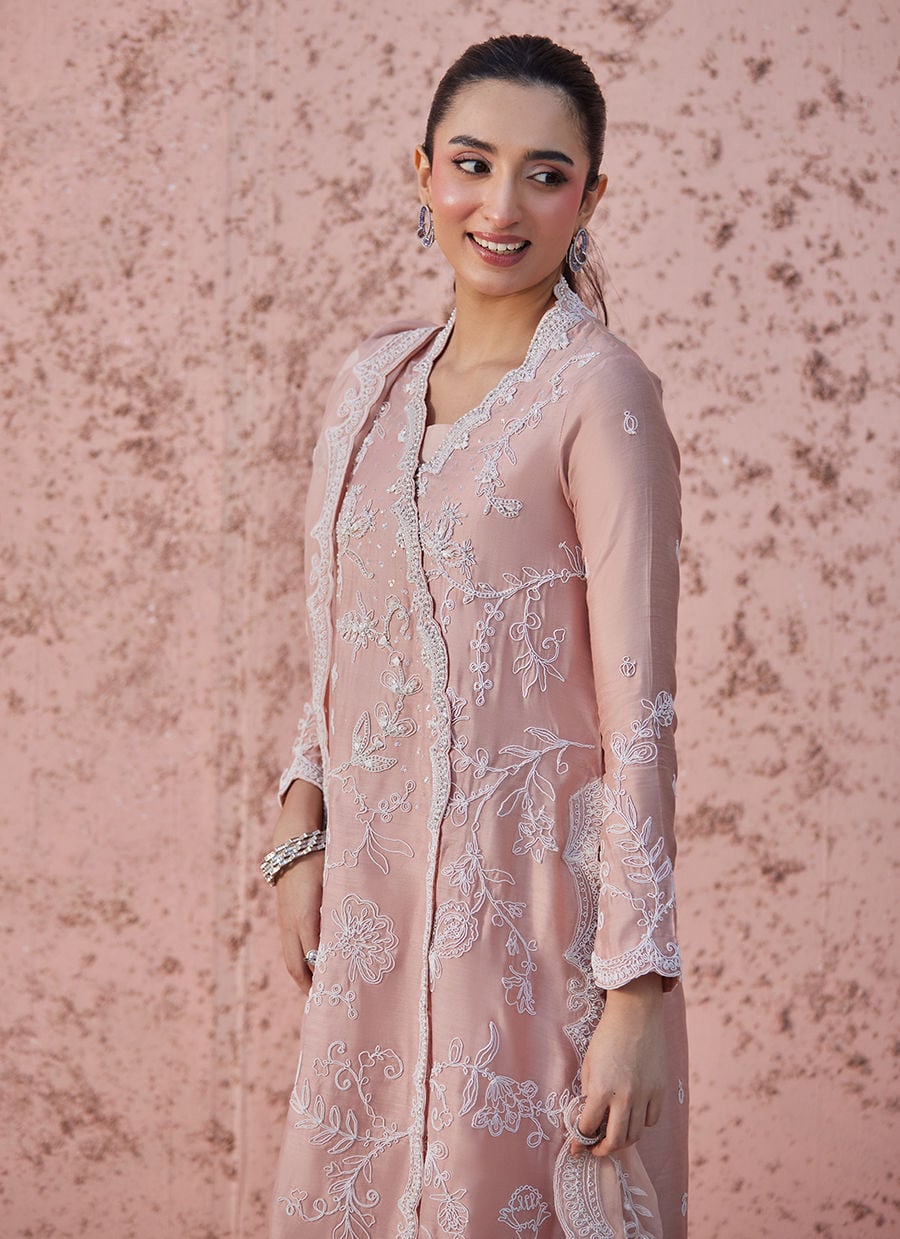 Farah Talib Aziz | Tara Luxe Eid 26 | Jenny, image 3