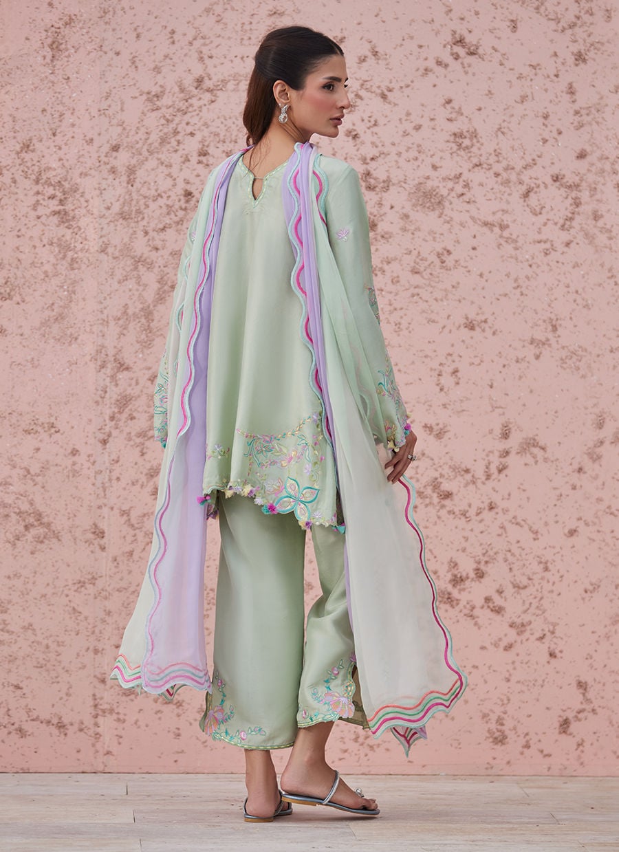 Farah Talib Aziz | Tara Luxe Eid 26 | Hailee, image 2