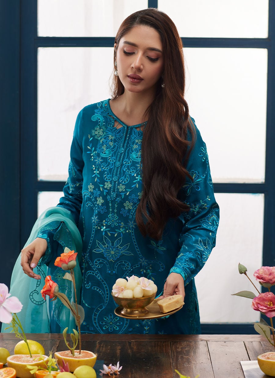 Farah Talib Aziz | Tara Luxe Eid 26 | Eliana-6