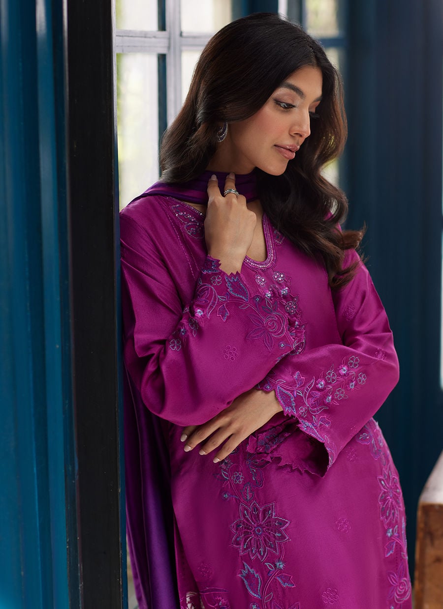 Farah Talib Aziz | Tara Luxe Eid 26 | Breanna-3