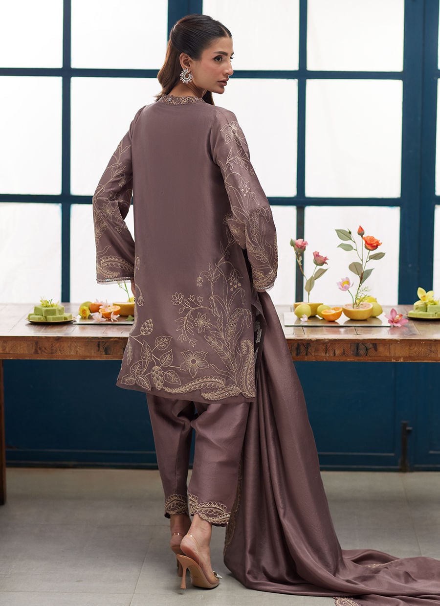 Farah Talib Aziz | Tara Luxe Eid 26 | Greta, image 2