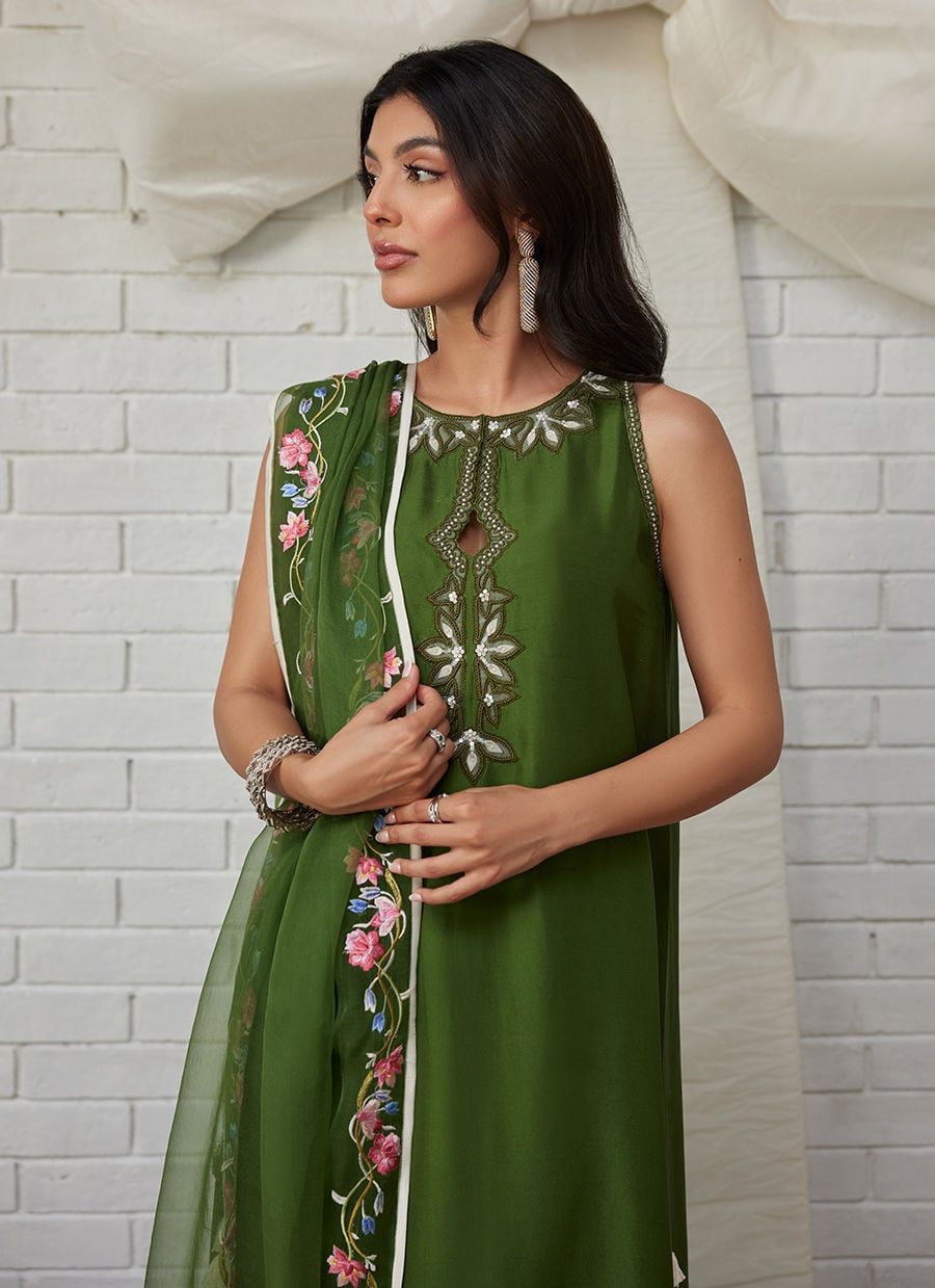 Farah Talib Aziz | Tara Luxe Eid 26 | Gracie, image 3