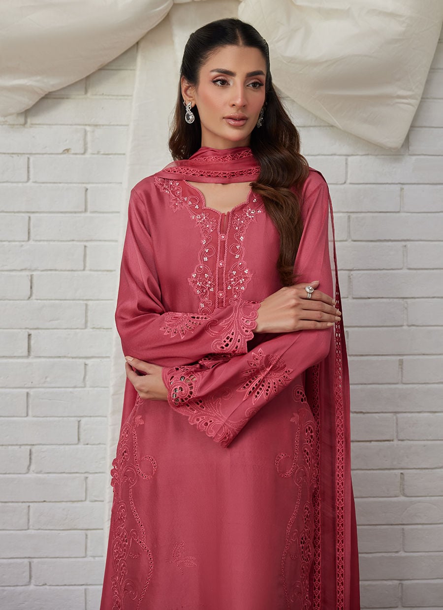 Farah Talib Aziz | Tara Luxe Eid 26 | Ivara, image 3