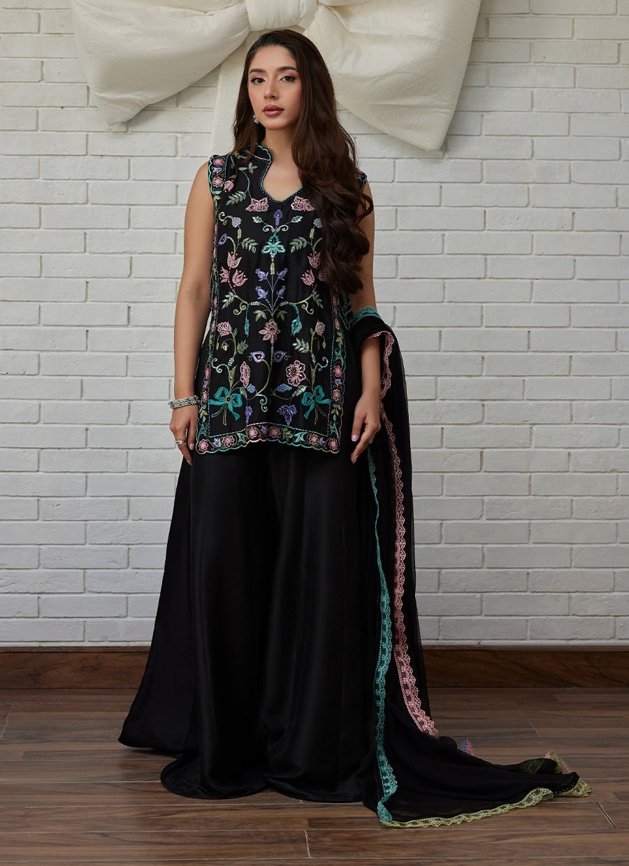 Farah Talib Aziz | Tara Luxe Eid 26 | Anvika