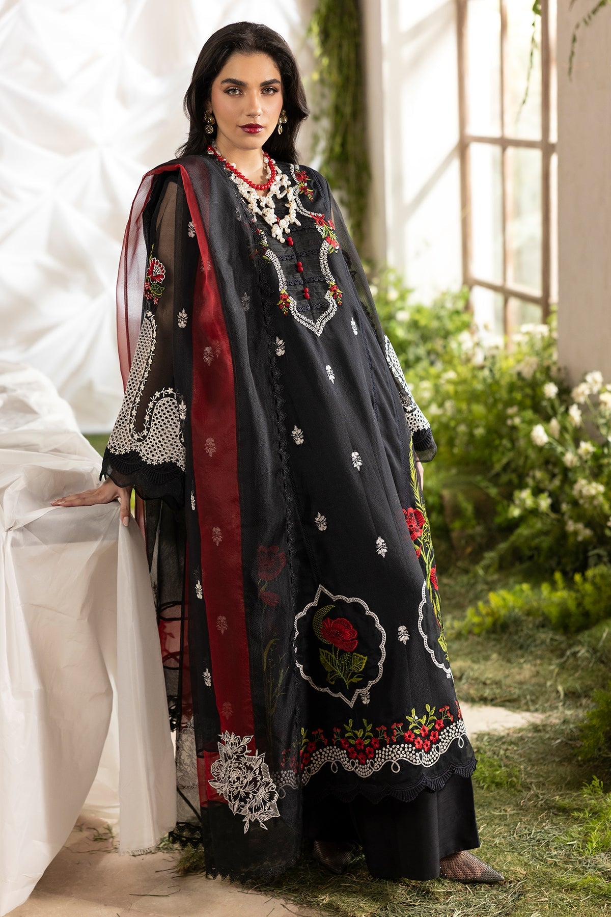 Charizma | Festive Pret  | CMA-5-187, image 2