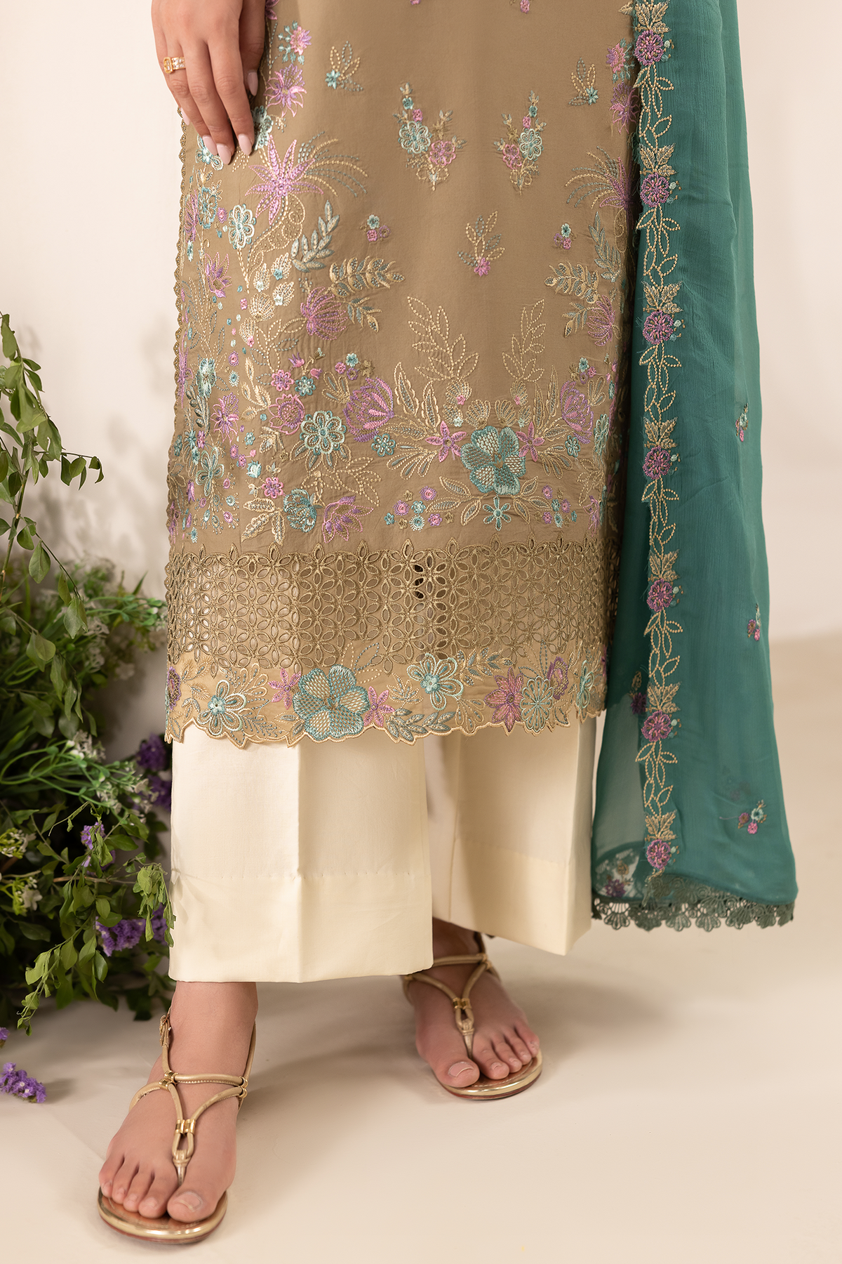 Rajbari | Premium Edition |Embroidered Chiffon Dopatta 03-8