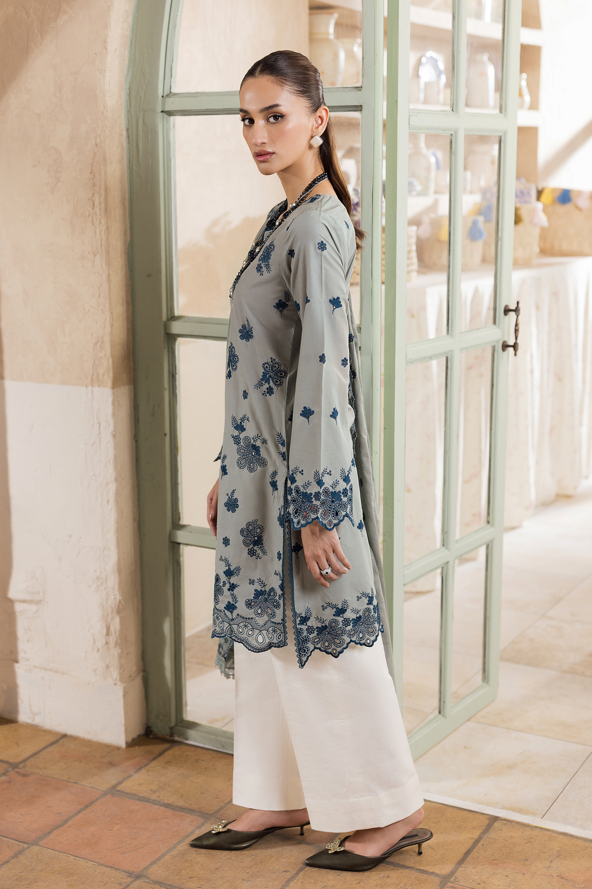 Rajbari | Nissa Chikankari Exclusive | Exclusive 10-4