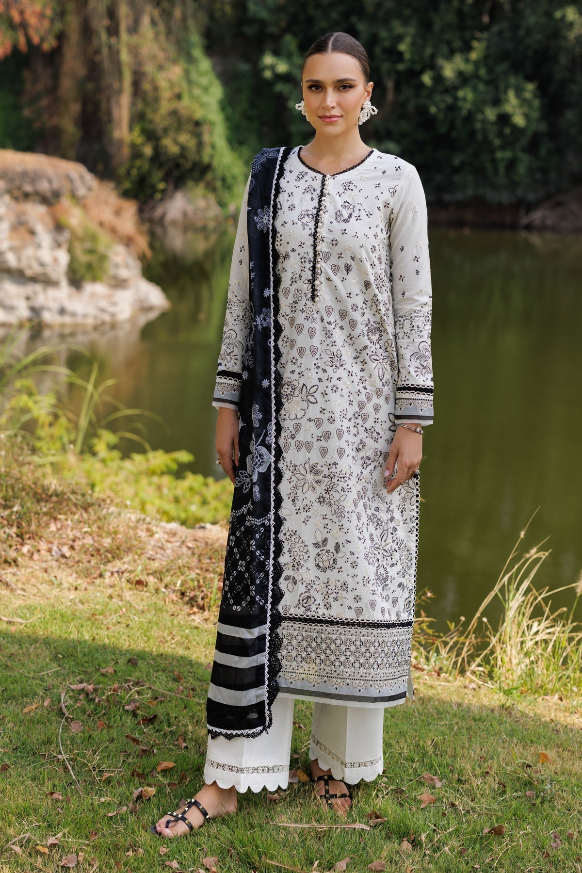 Xenia Formals | Luxury Lawn 25 | FIORELLA -  Xenia Formals Ladies Clothes - Original Designer Dress - House of Maryam